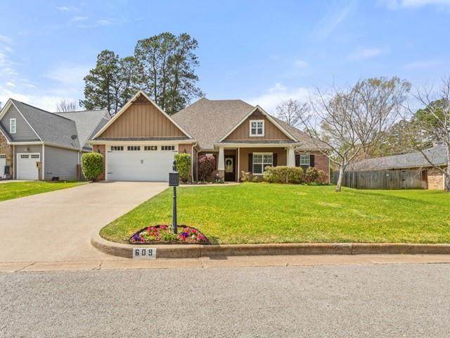 609 Potomac Drive - Photo 1