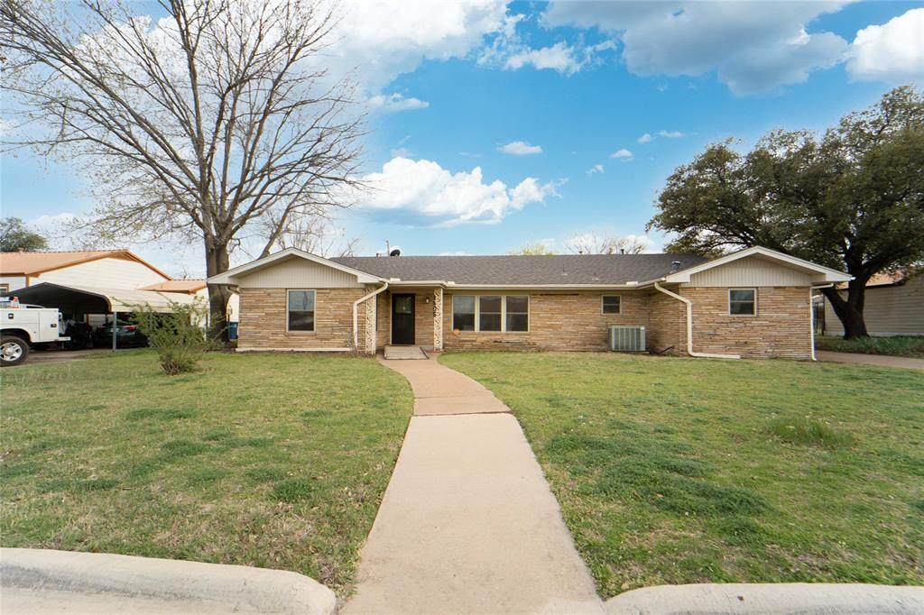 1405 Wheeler Street - Photo 1