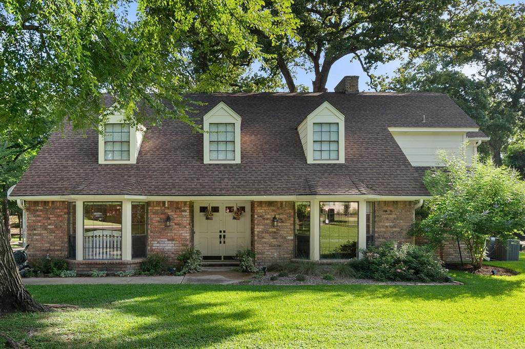 1700 Jennifer Circle - Photo 1