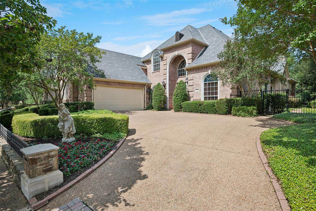 622 Regency Crossing - Photo 1