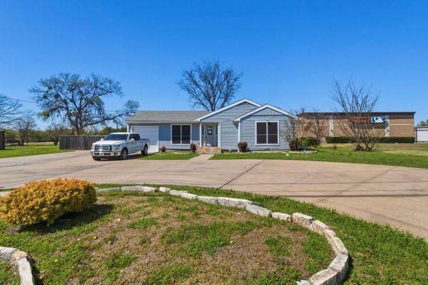 7213 Lakeview Parkway - Photo 1