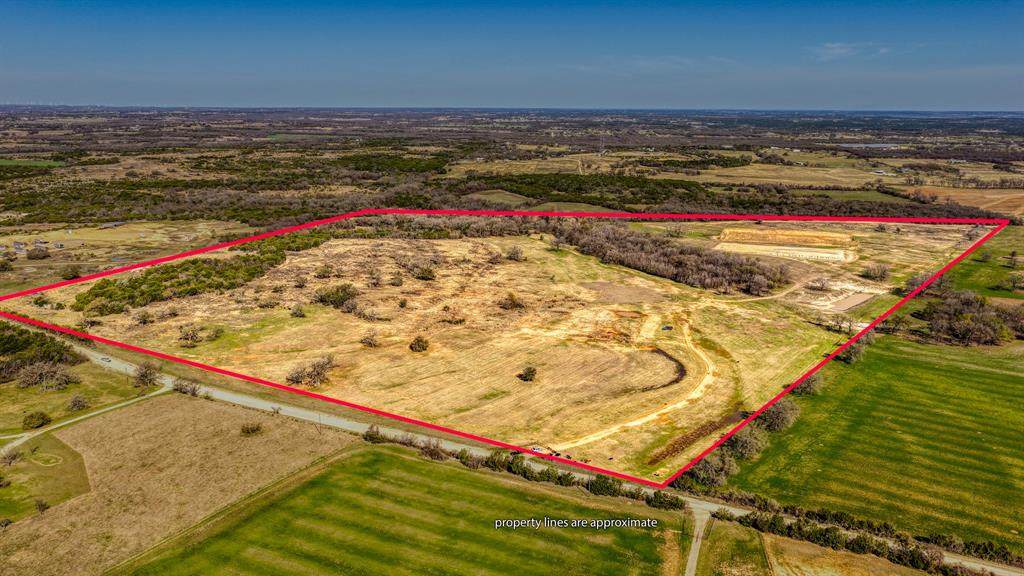 4305 County Road 179 - Photo 1