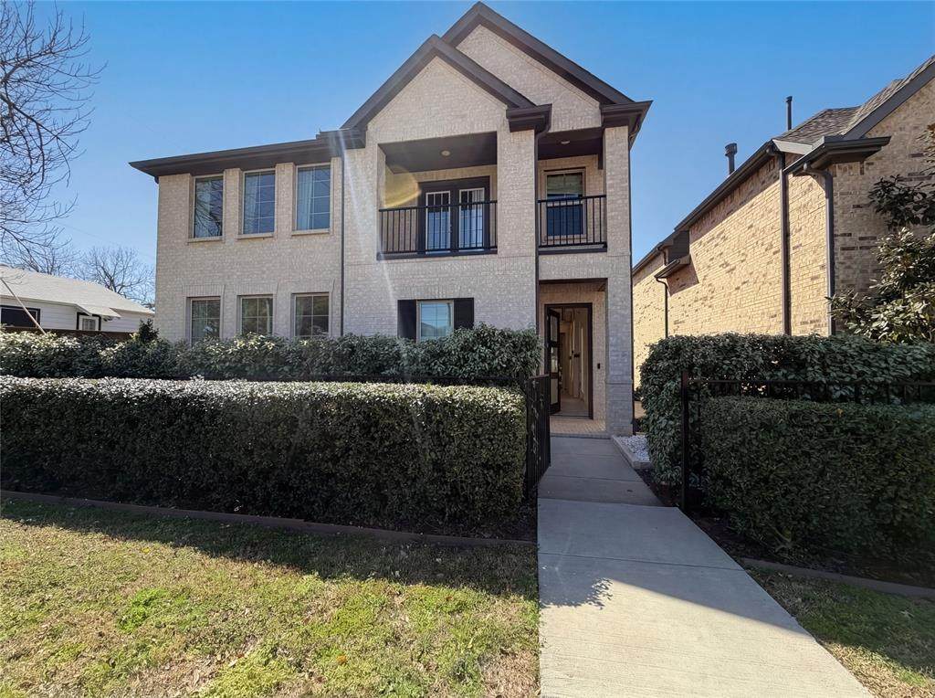 404 6th Street - Photo 1