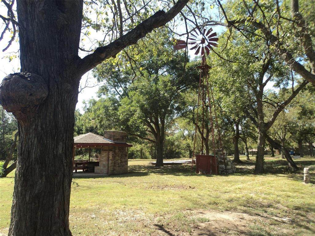 450 County Road 4225 - Photo 1
