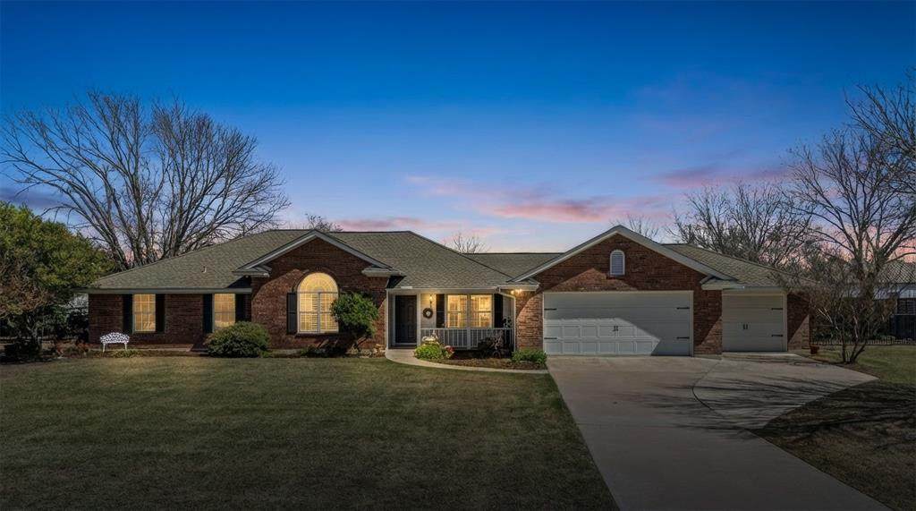 103 Collin Green Drive - Photo 1