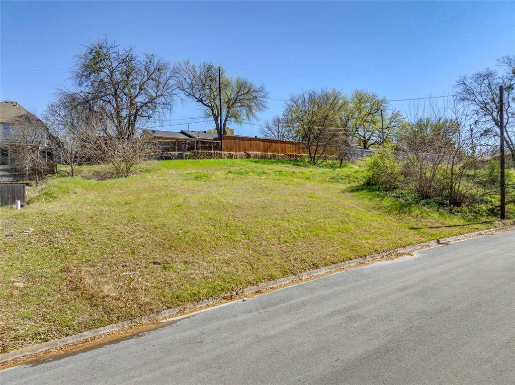 317 Arapaho - Photo 1