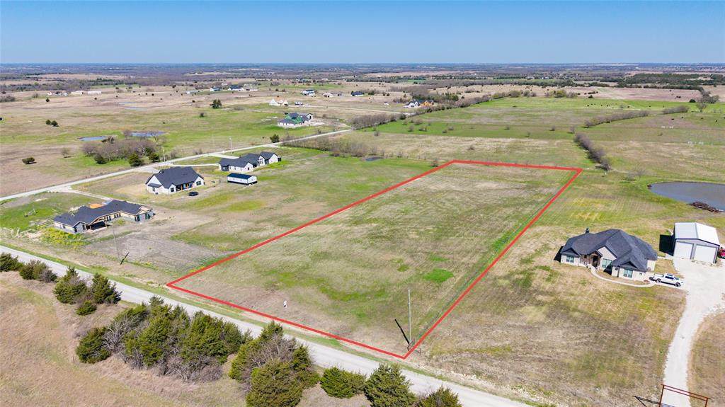 5472 County Road 1093 - Photo 1