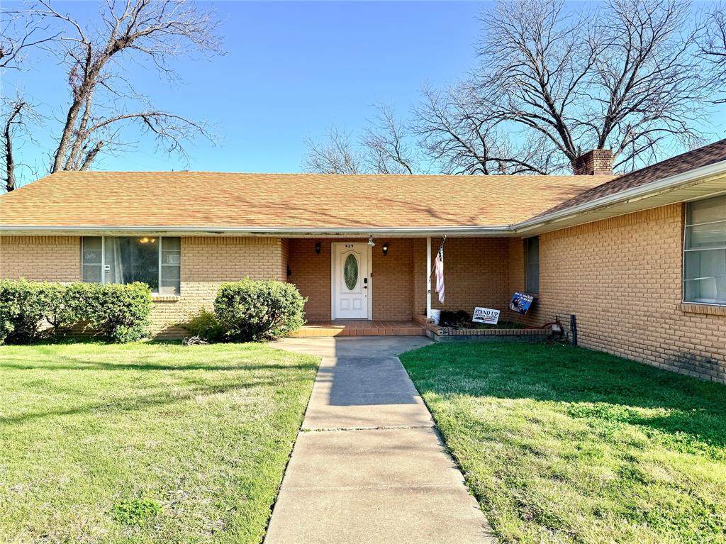 429 Agnes Avenue - Photo 1