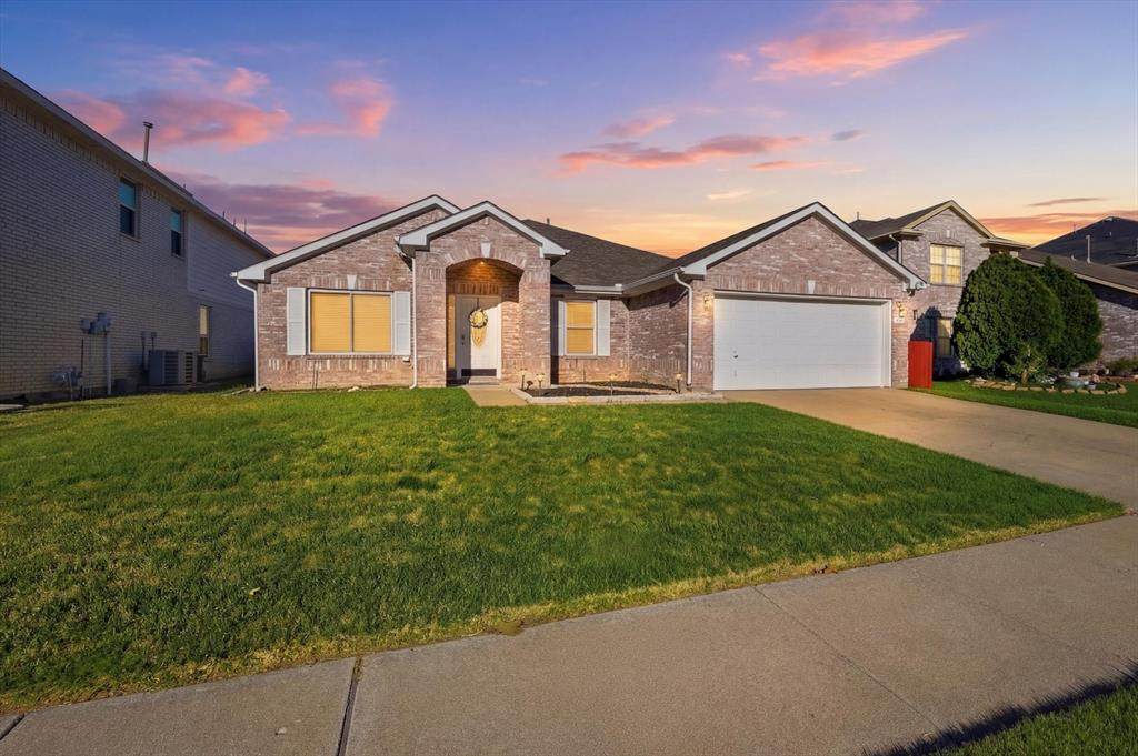 5629 Meadows Way - Photo 1