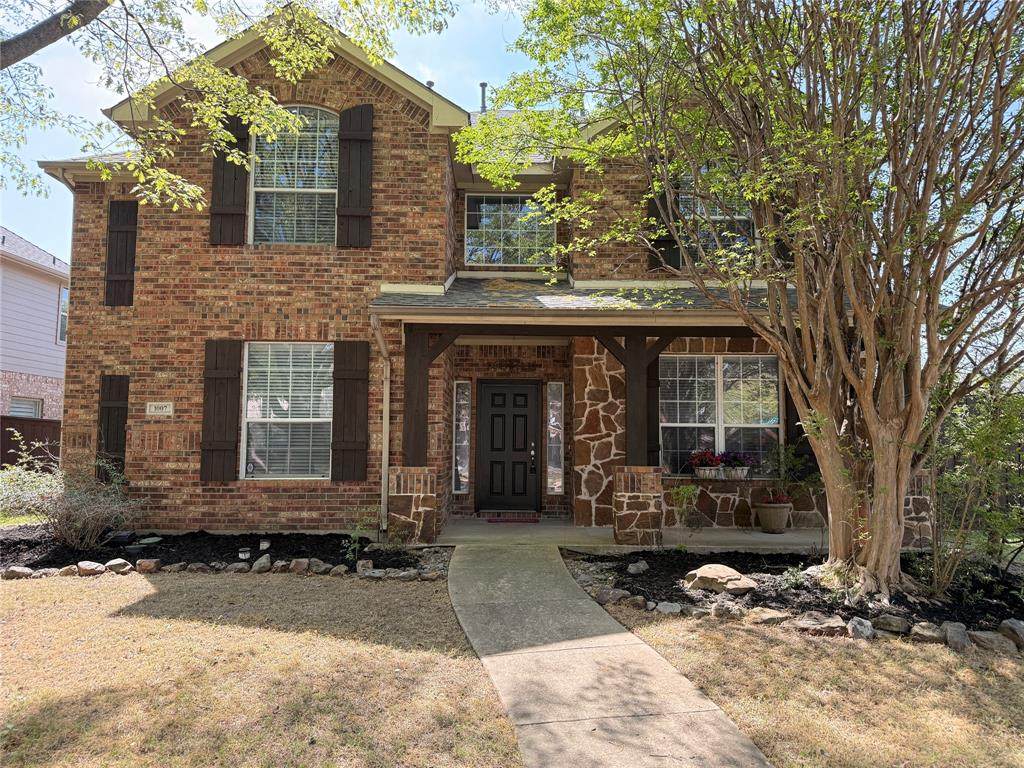 1007 Heathrow Drive - Photo 1