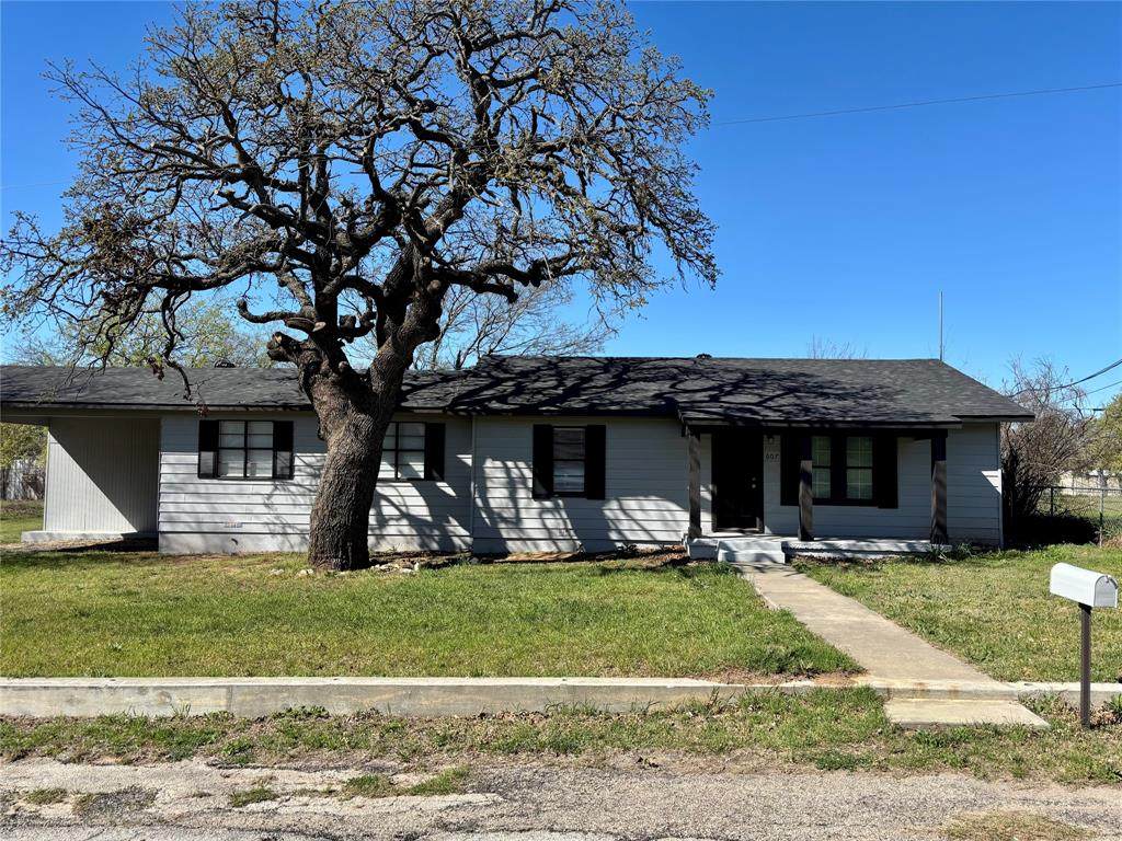607 Baylor Street - Photo 1