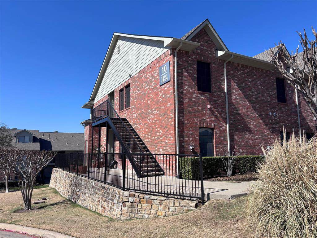 1815 Signal Ridge Place - Photo 1