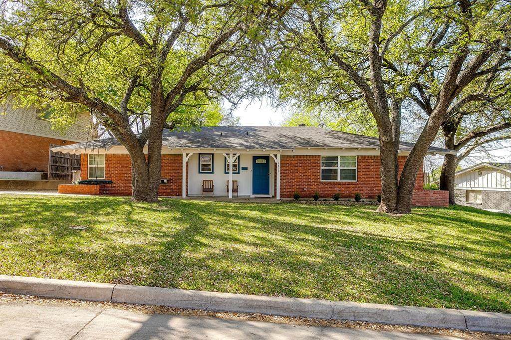 6829 Chickering Road - Photo 1
