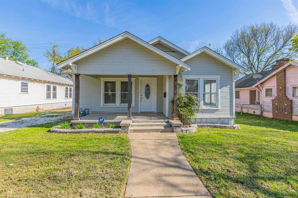 2914 Edmond - Photo 1