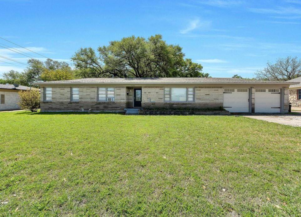 7294 Glenview Drive - Photo 1