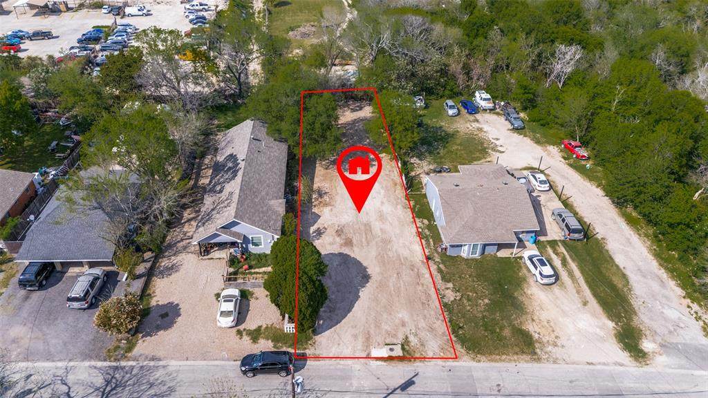1629 Walmsley Avenue - Photo 1