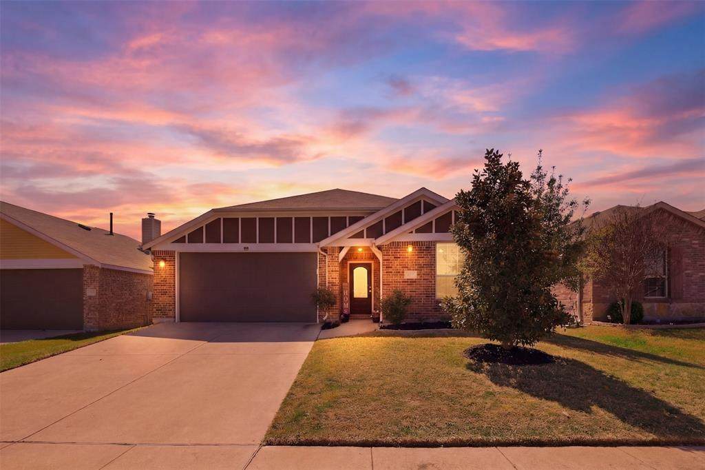 421 Mariscal Place - Photo 1