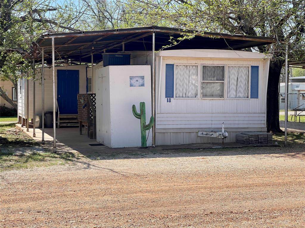 4705 Fox Hollow - Photo 1