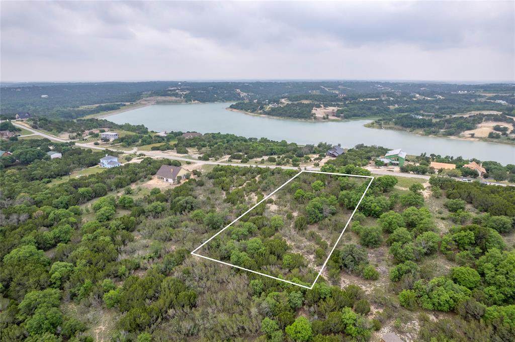 1805 Lakeside - Photo 1