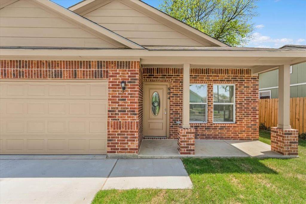 804 Chandler Drive - Photo 1