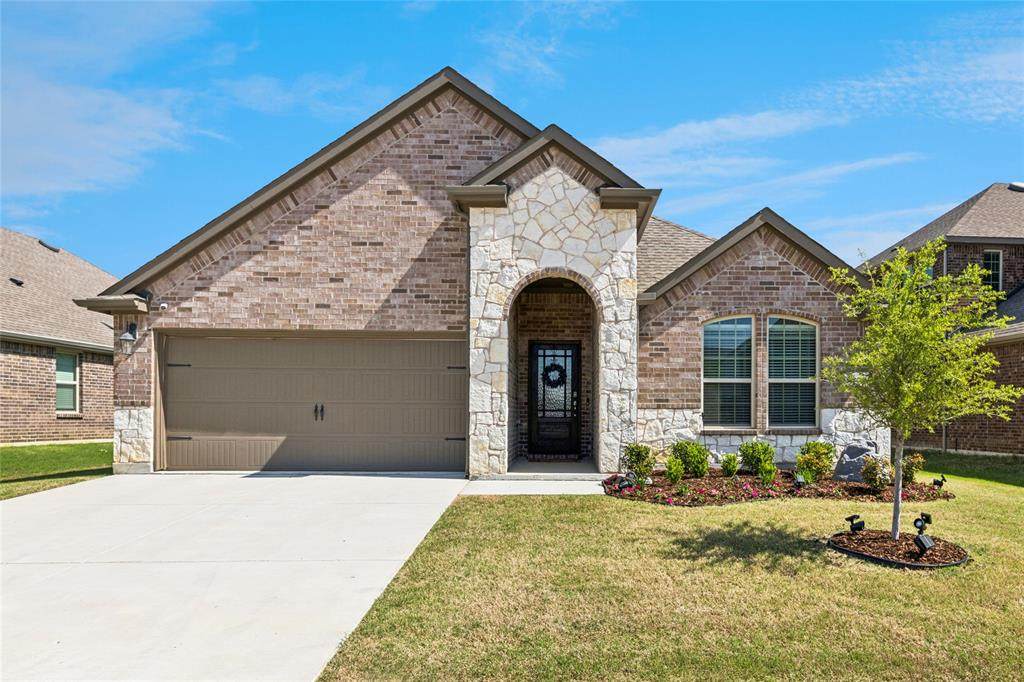 2808 Pinecrest Drive - Photo 1