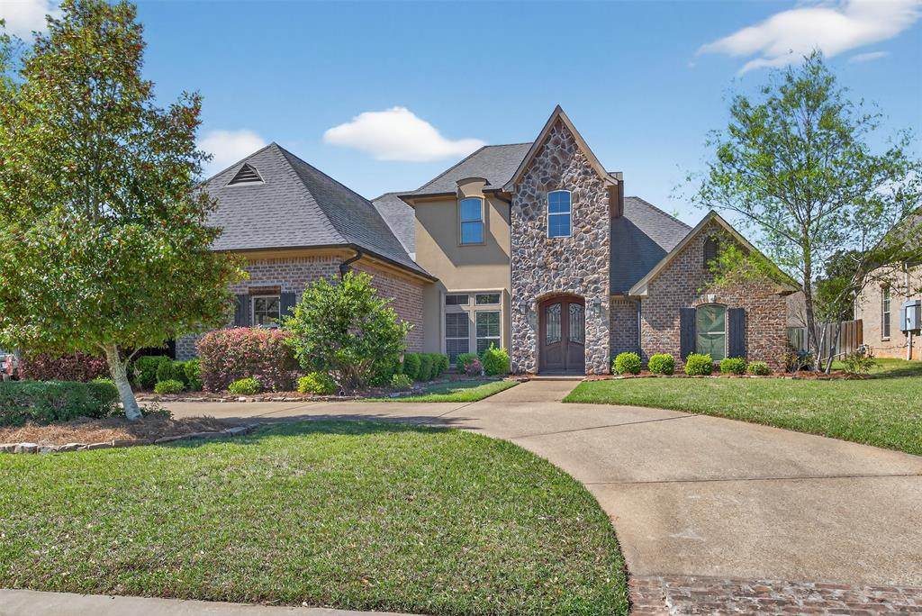 11010 Helens Way - Photo 1