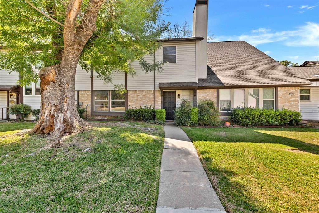 4904 Rollingwood Court - Photo 1