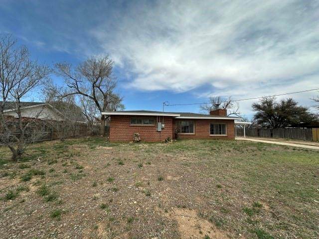 2204 Carl Street - Photo 1