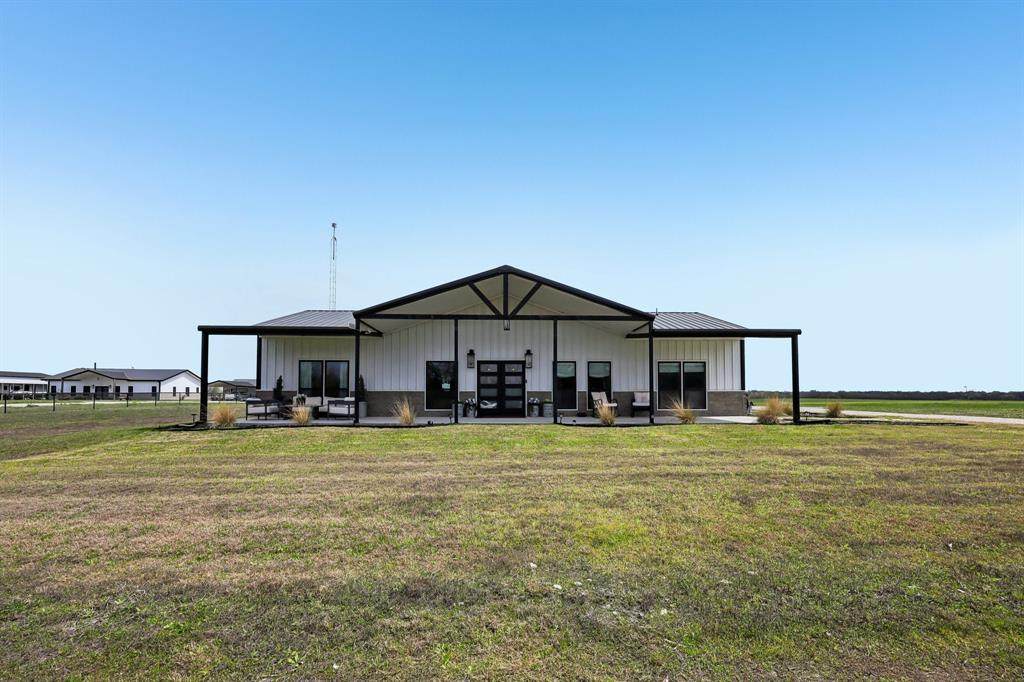 5029 County Road 1098 - Photo 1