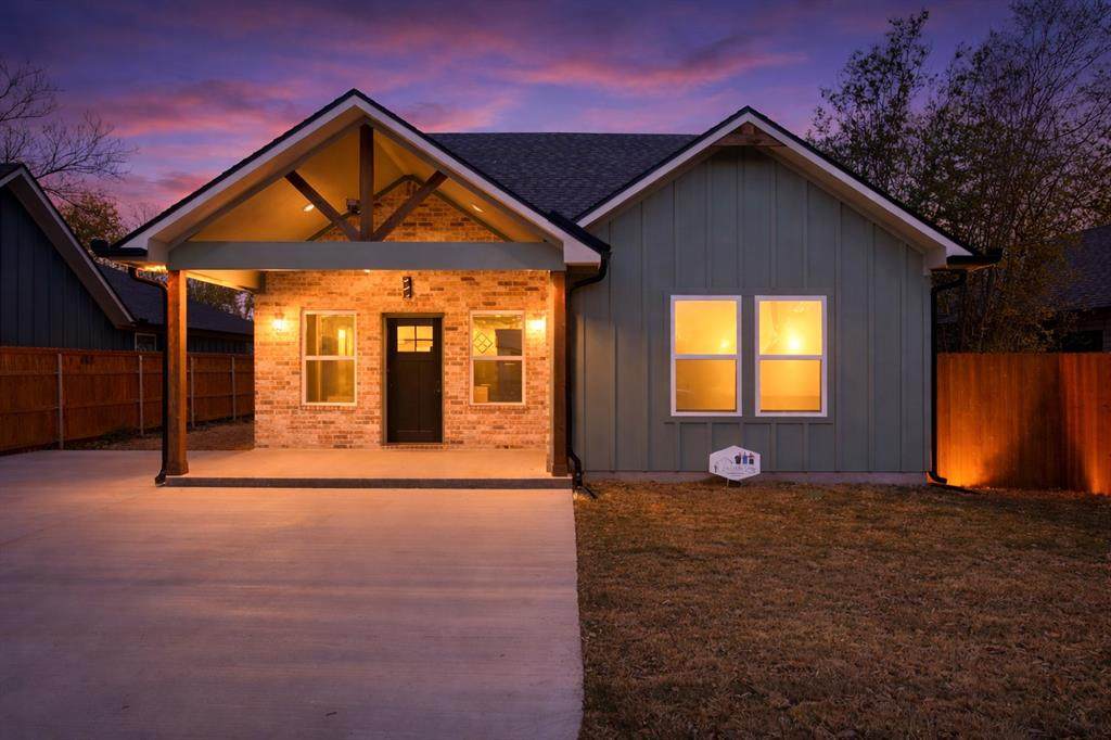 1023 Kane Street - Photo 1