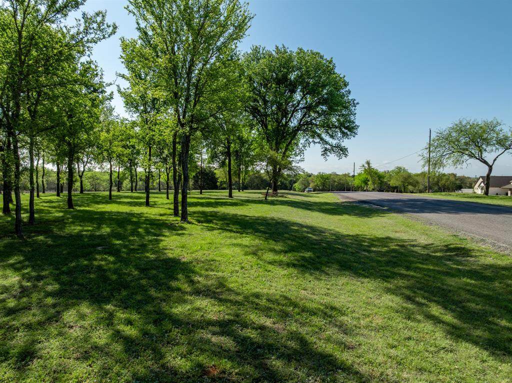 1628 White Bluff Drive - Photo 1
