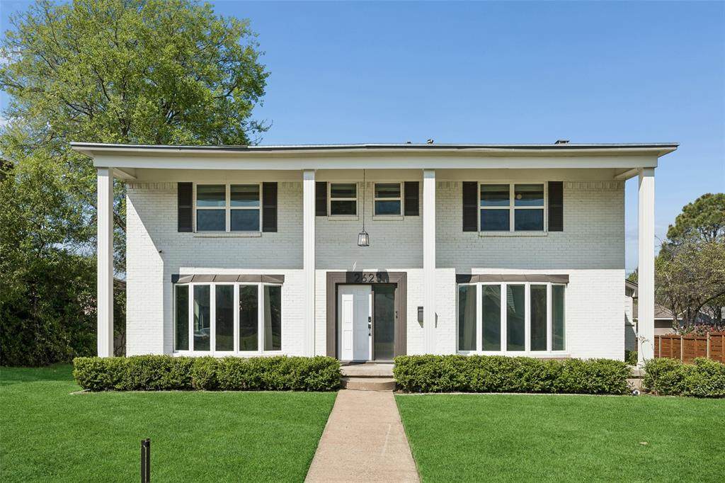 2623 Heatherwood Drive - Photo 1