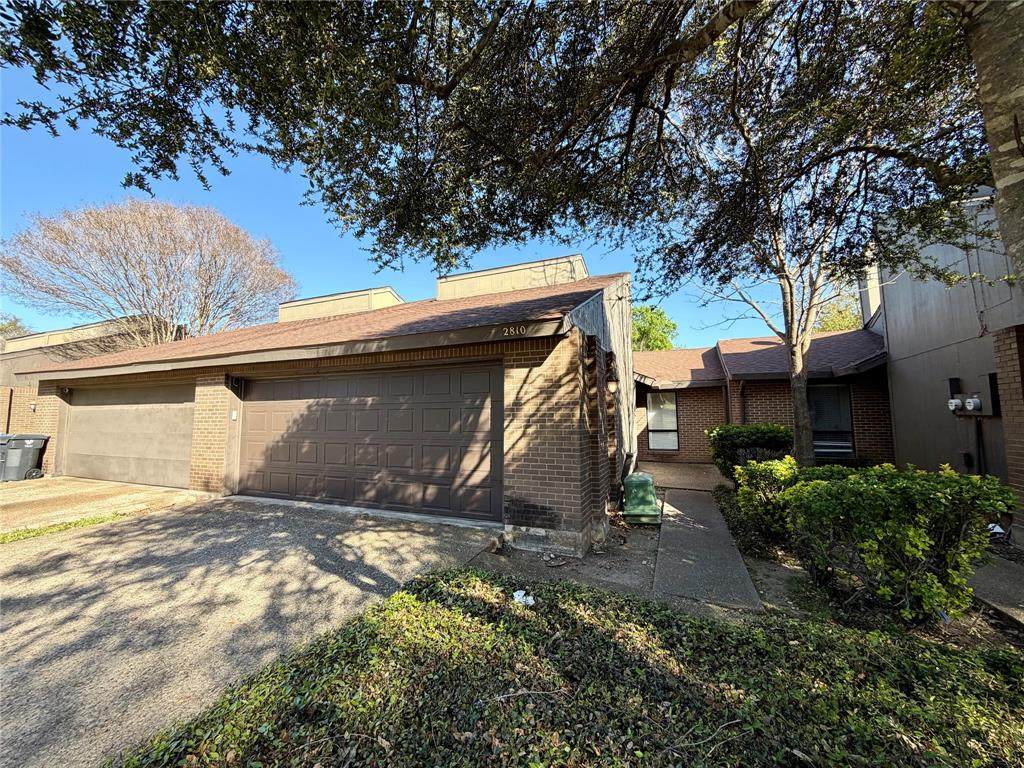 2810 Stewart Drive - Photo 1