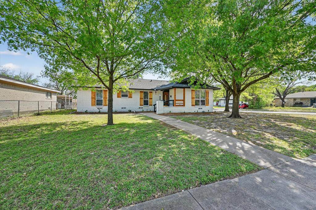 9510 Crestshire Drive - Photo 1