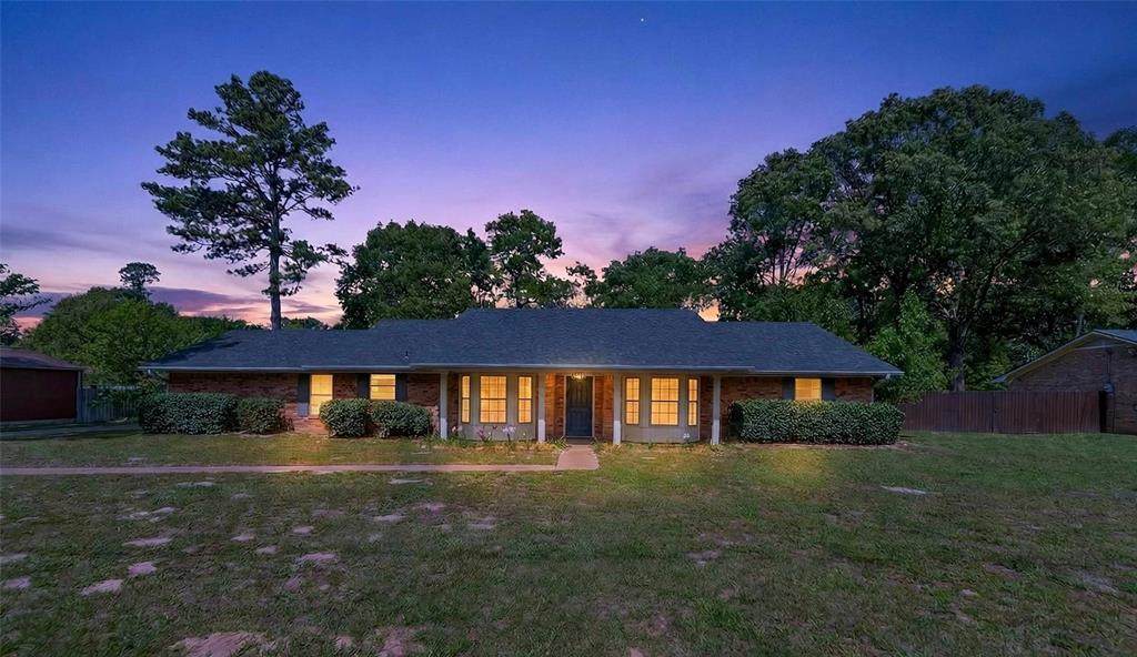 15515 Nell Lynn Lane - Photo 1