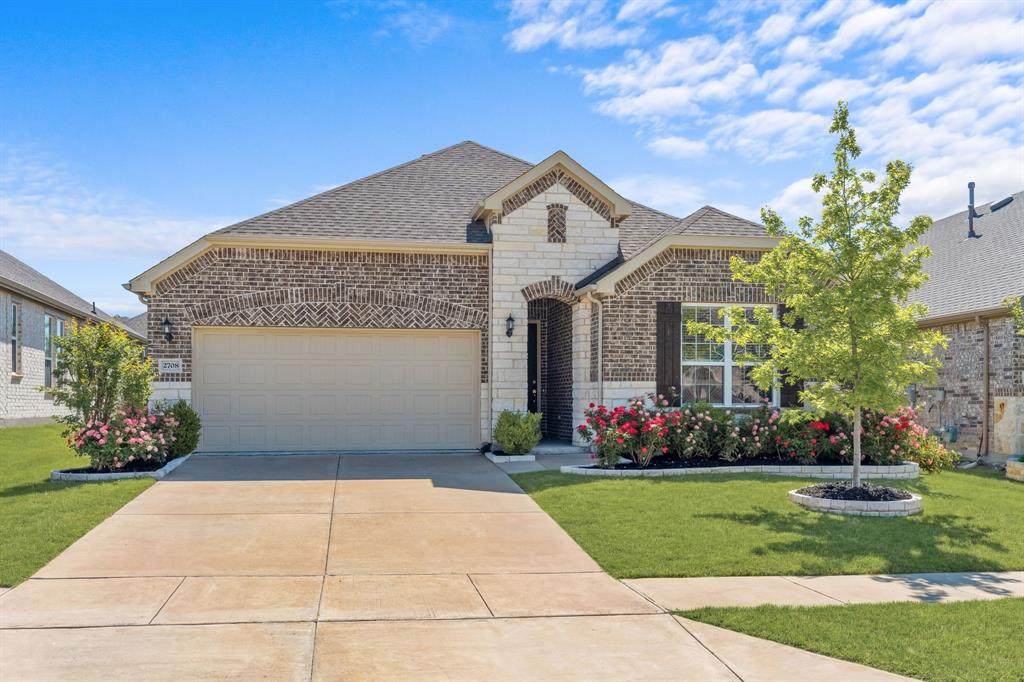 2708 Southampton Drive - Photo 1
