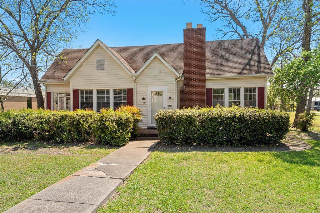 708 Texas Avenue - Photo 1