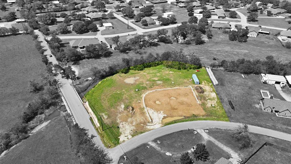 501 Rising Star Lane - Photo 1