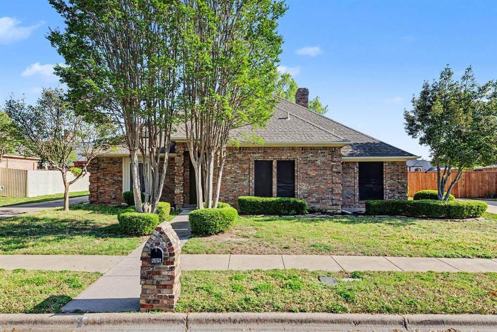 505 Springhill Drive - Photo 1