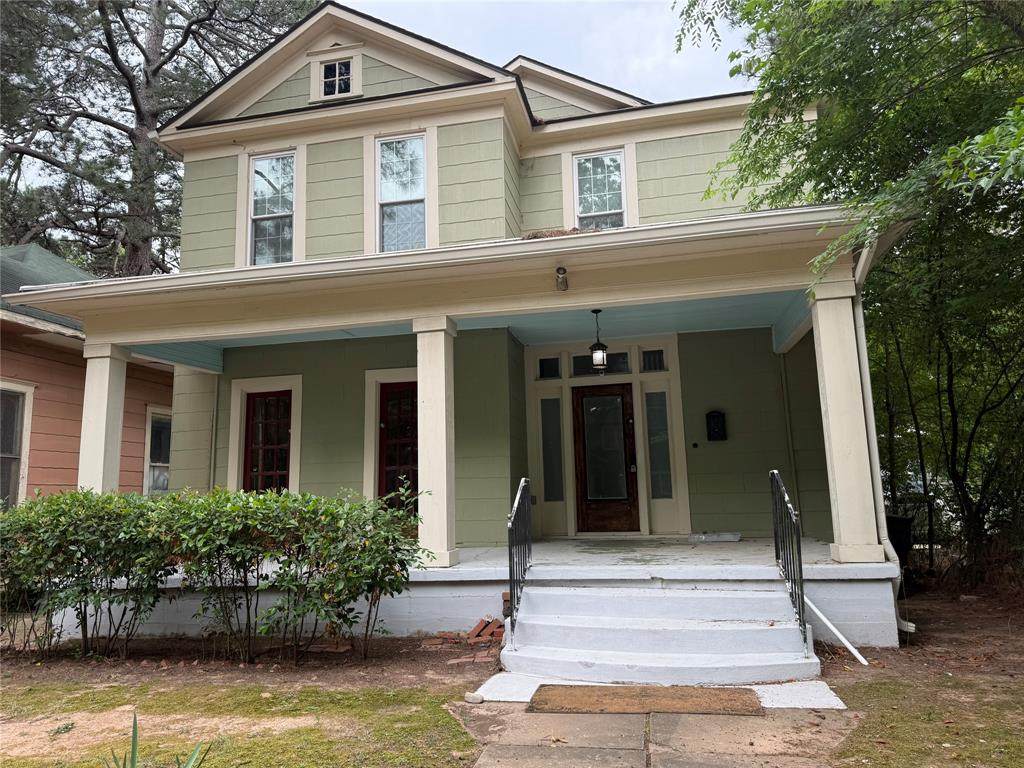 421 Boulevard Street - Photo 1