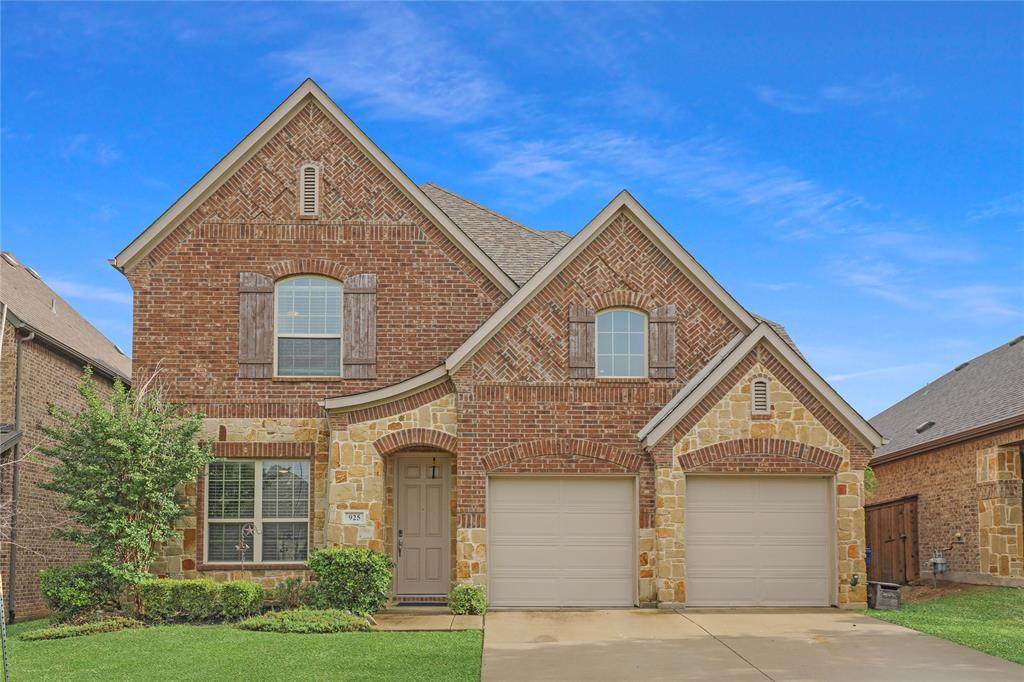 925 Spring Falls Drive - Photo 1