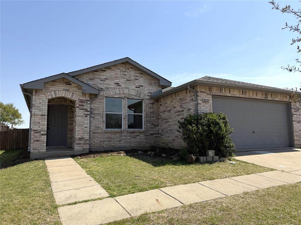 2621 Shorecrest Drive - Photo 1