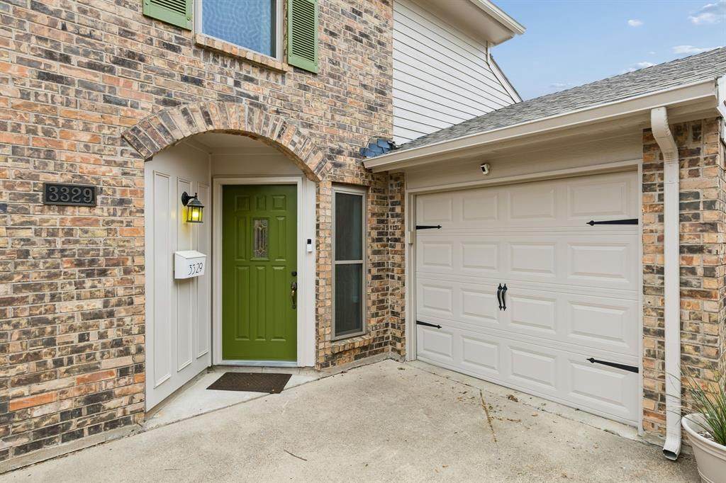3329 Briaroaks Drive - Photo 1