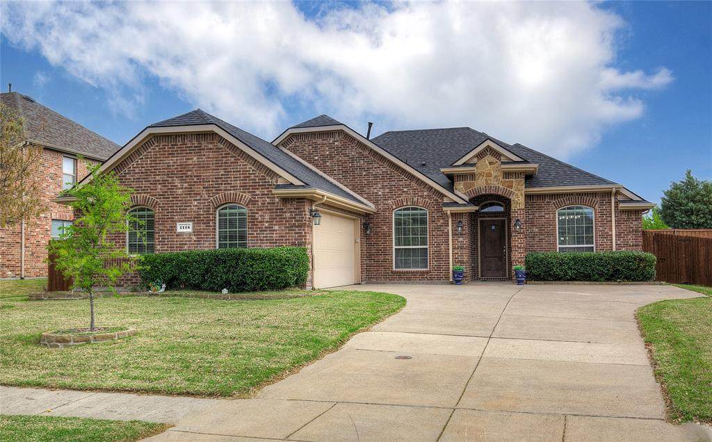 1115 Oak Ridge Road - Photo 1