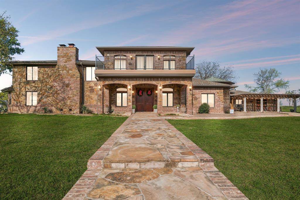 362 County Road 1170 - Photo 1