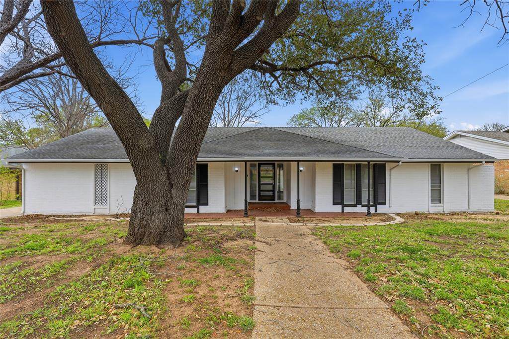 317 Cedar Creek Court - Photo 1