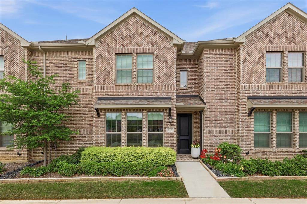 215 Suma Drive - Photo 1