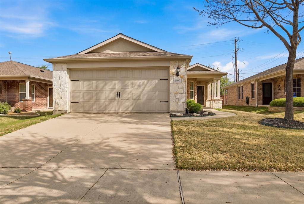 2490 Honeybee Lane - Photo 1