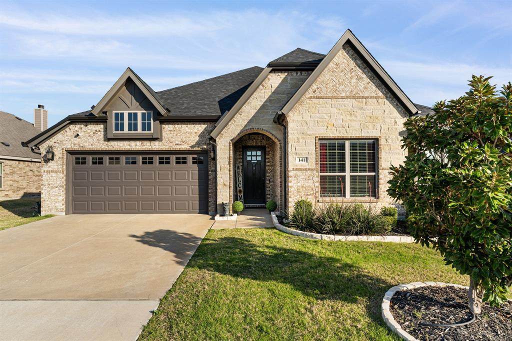 141 Crockett Drive - Photo 1