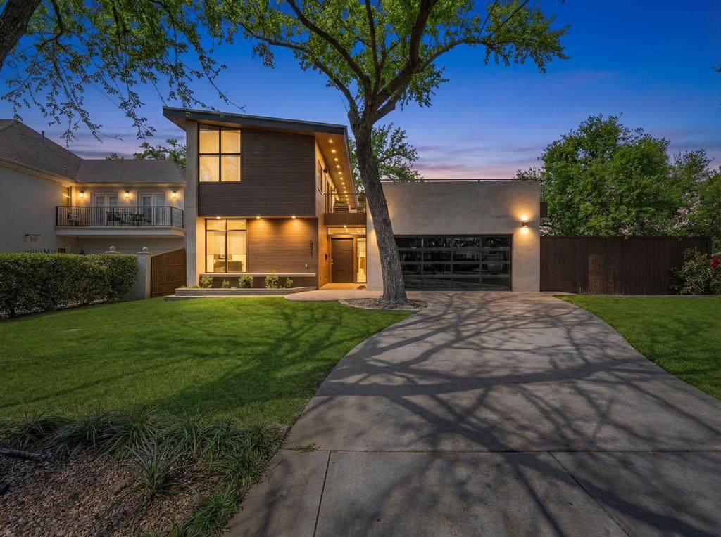 921 Bailey Avenue - Photo 1